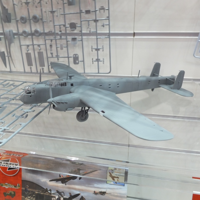 airfix_38_of_82HUITELI.jpg