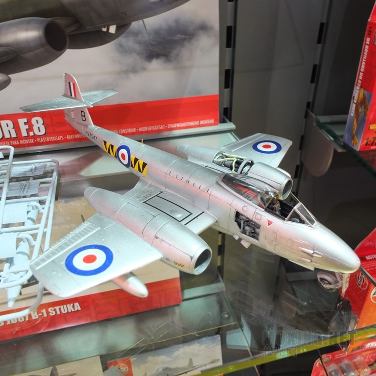 airfix_01_of_59.jpg