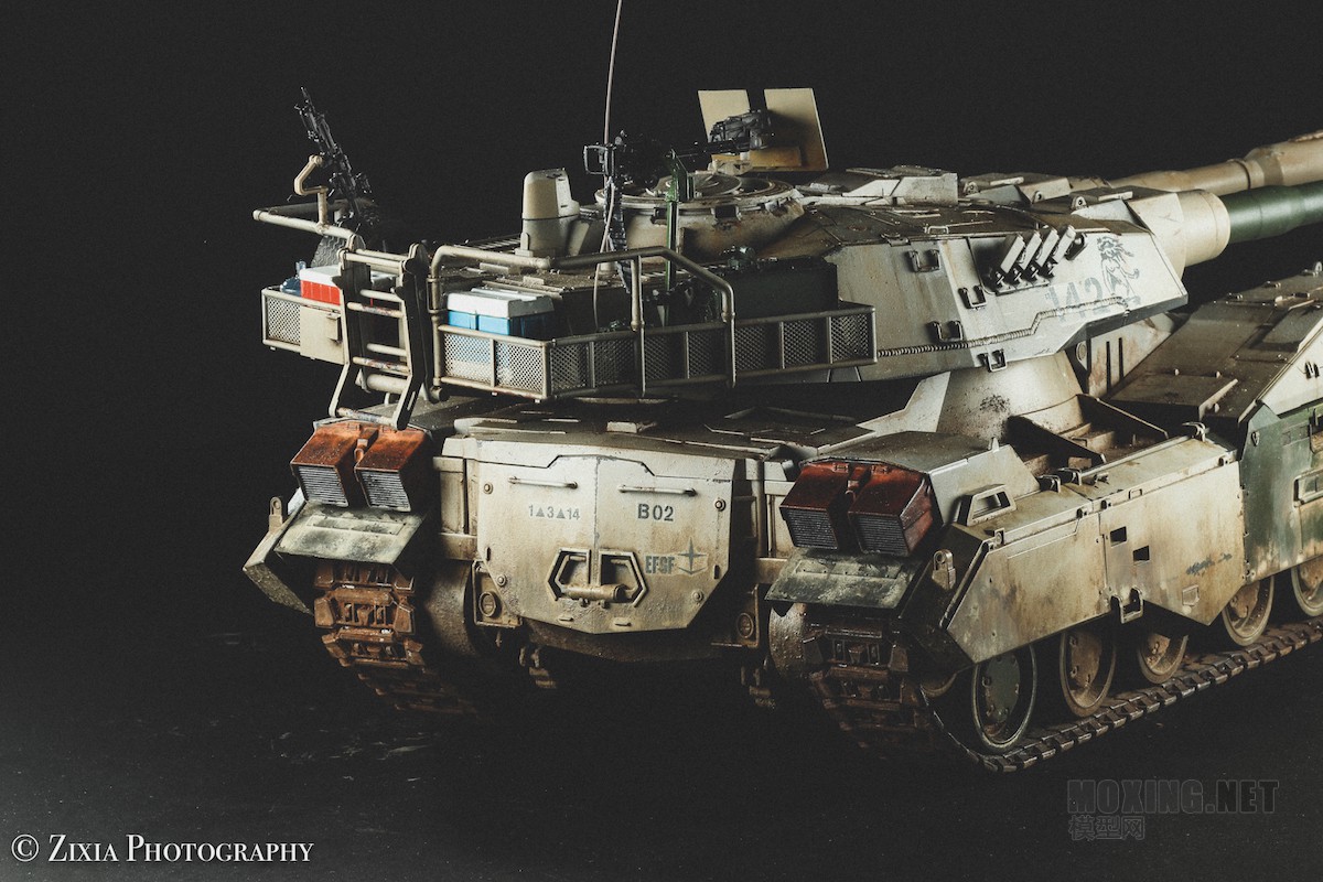 0006-Zixia-Qiaoping-Union--61-ս-tank--Bandai.jpg