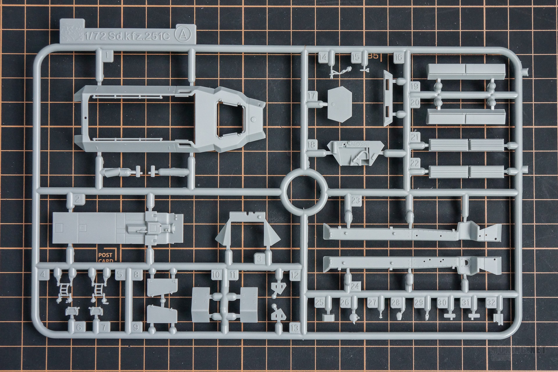 sdkfz251-18.jpg