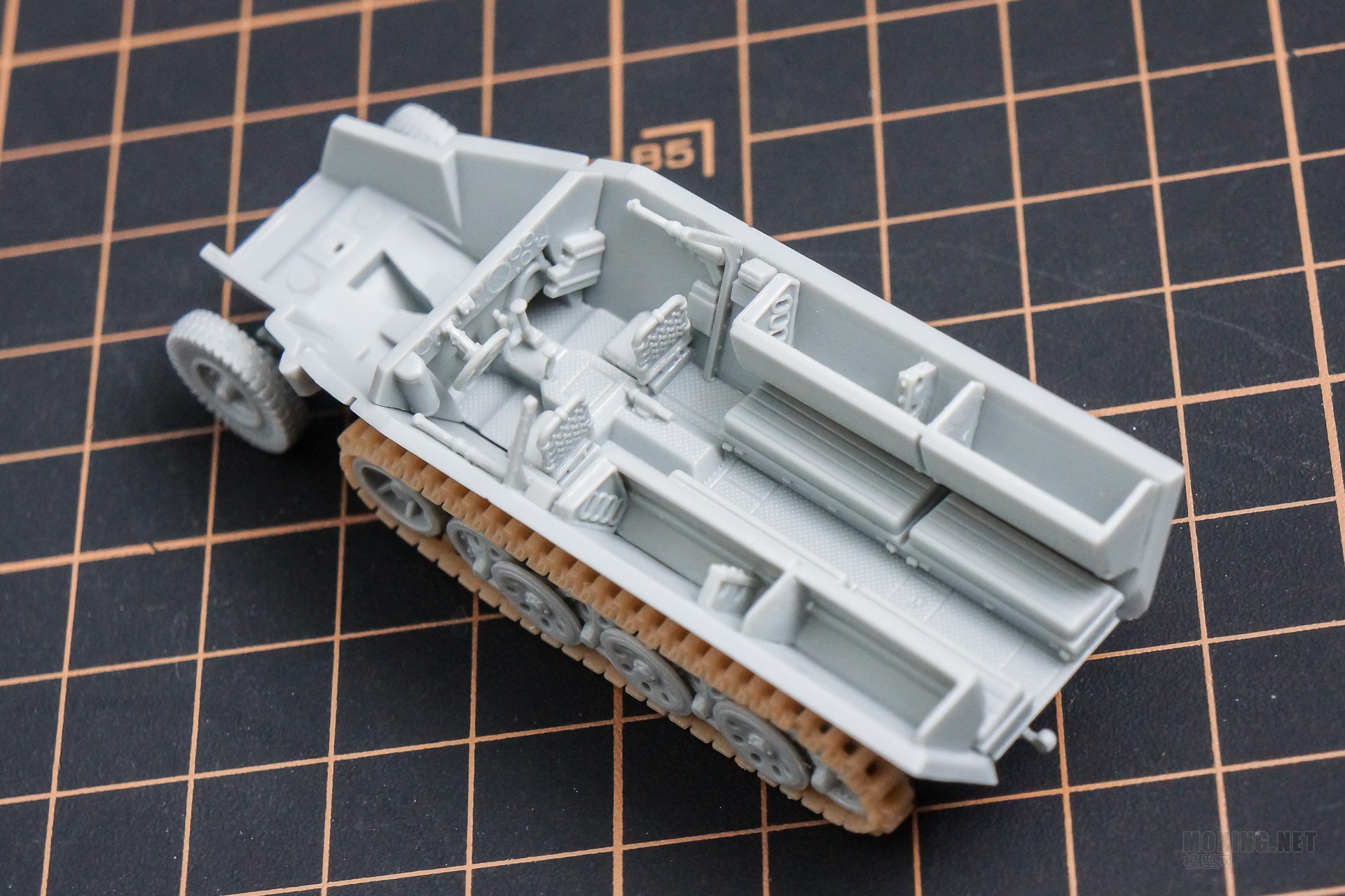 sdkfz251-50.jpg