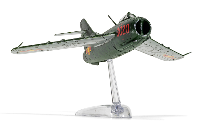 r_new_airfix_mikoyan_gurevich_mig_17_fresco_kit_a03091_on_the_airfix_workbench_blog.jpg