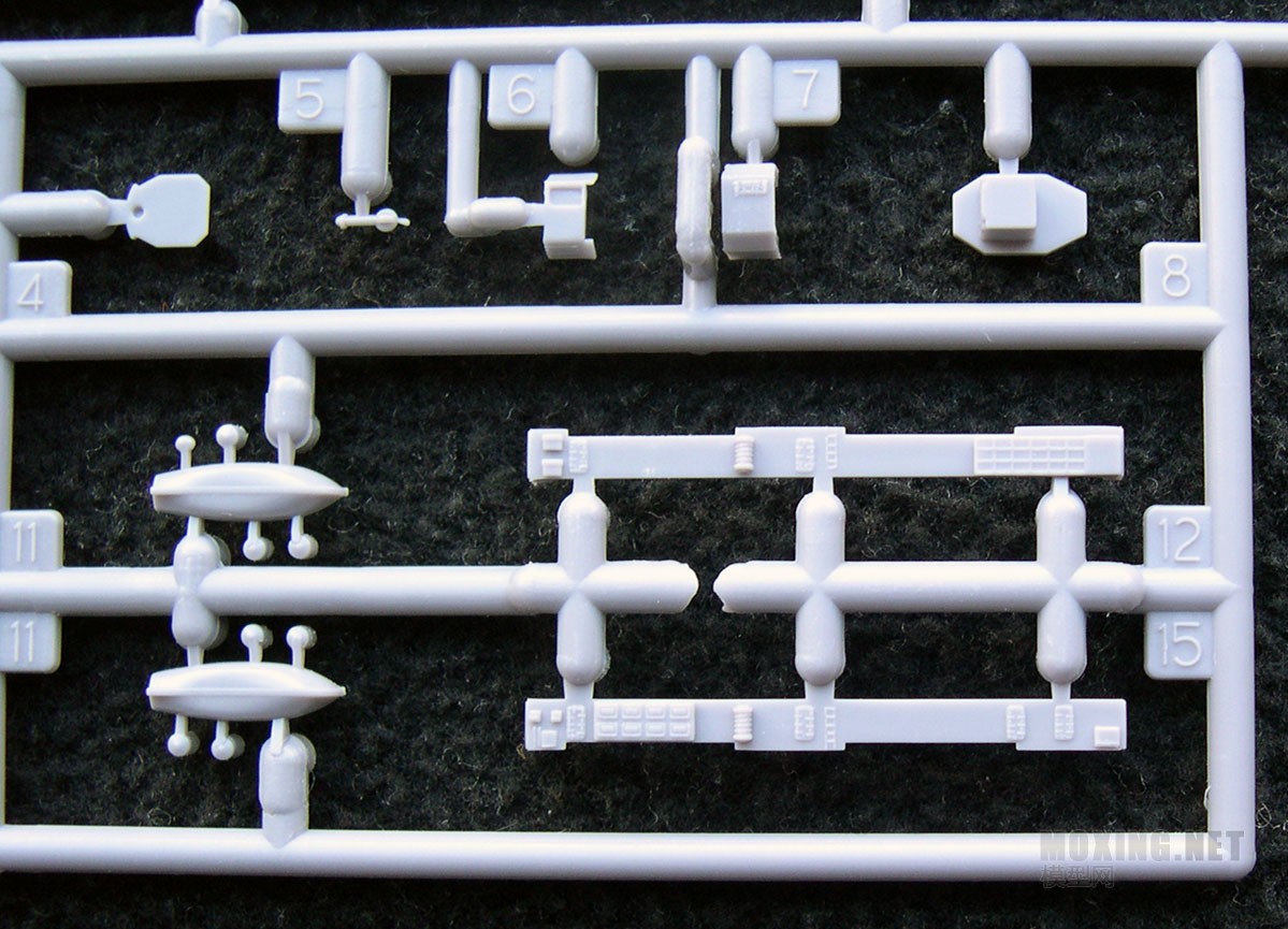 Sprue C right.jpg