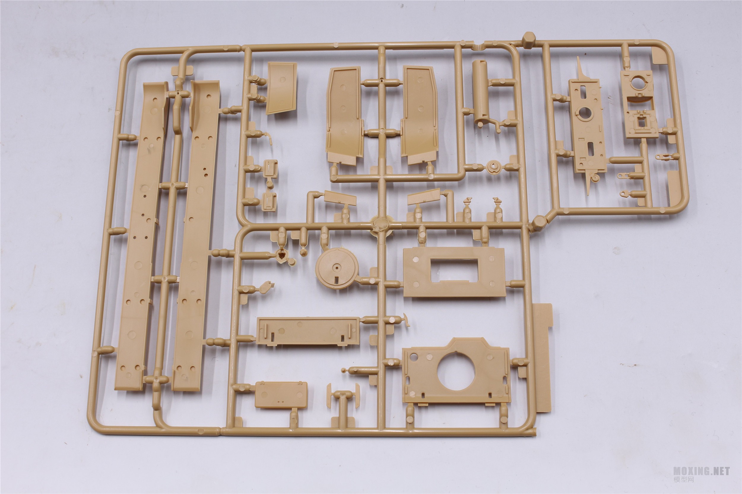 [ģ]HOBBYBOSS-1/35¹PzKpfw.38(t)E/F̹˿