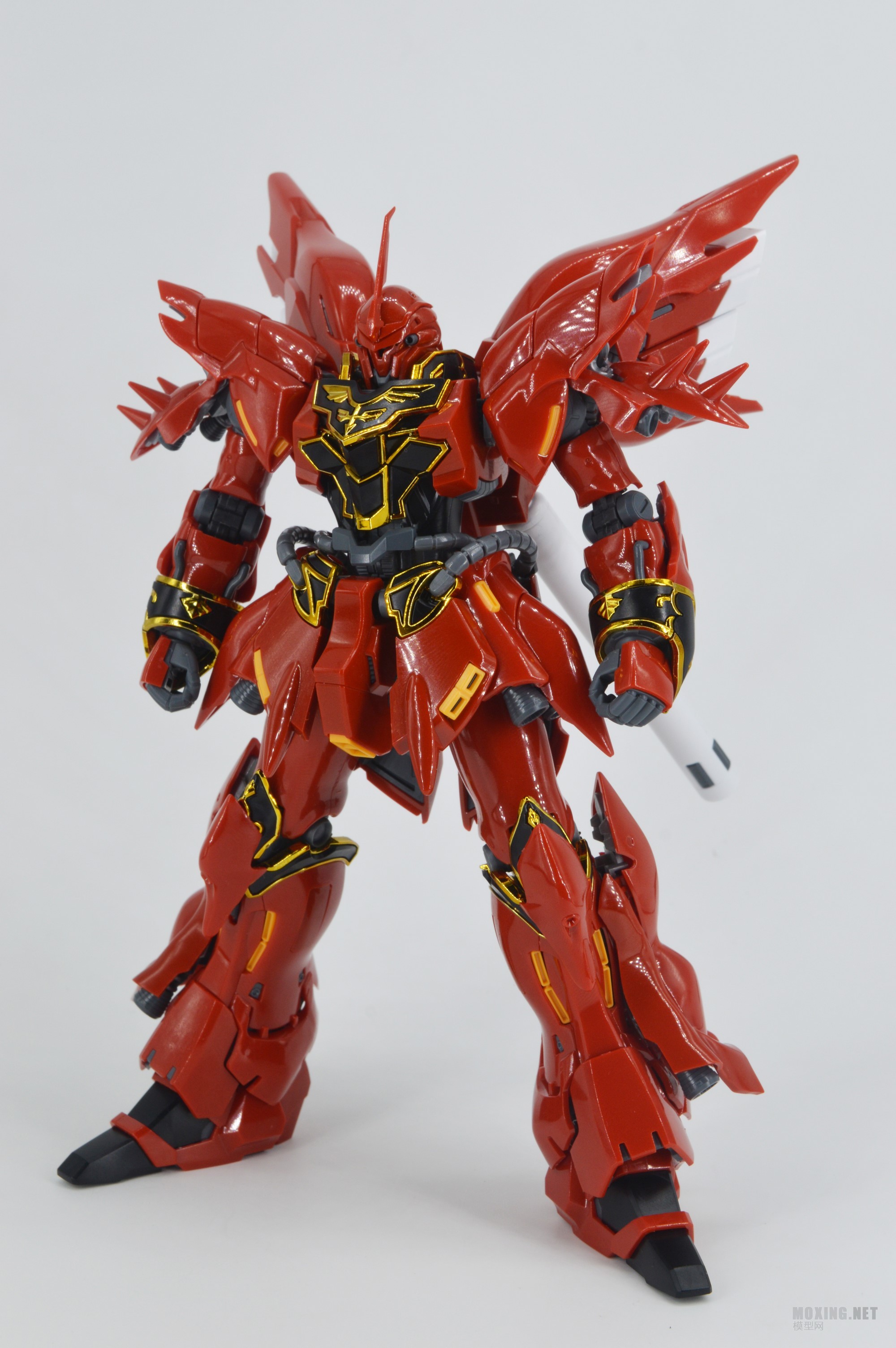 [ģ]-1/144 RG MSN-06S °(Sinanju)