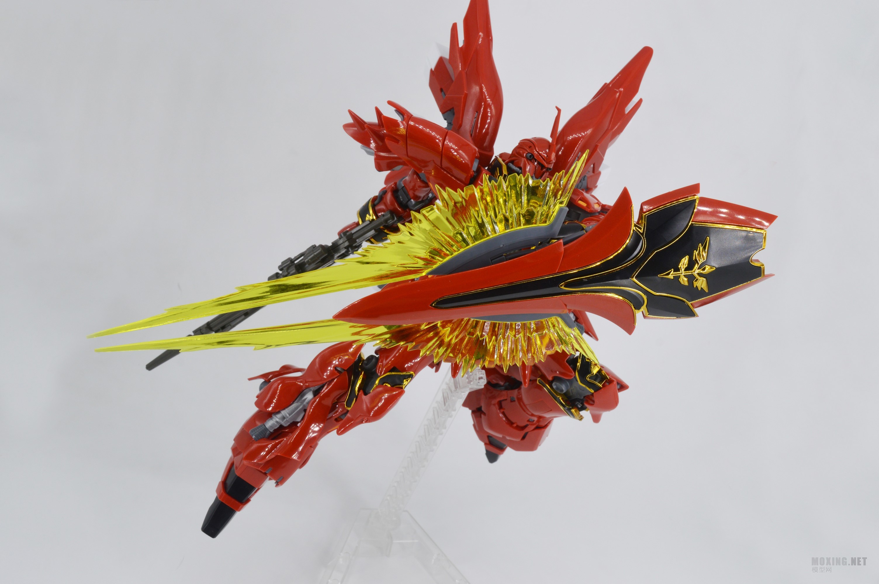 [ģ]-1/144 RG MSN-06S °(Sinanju)