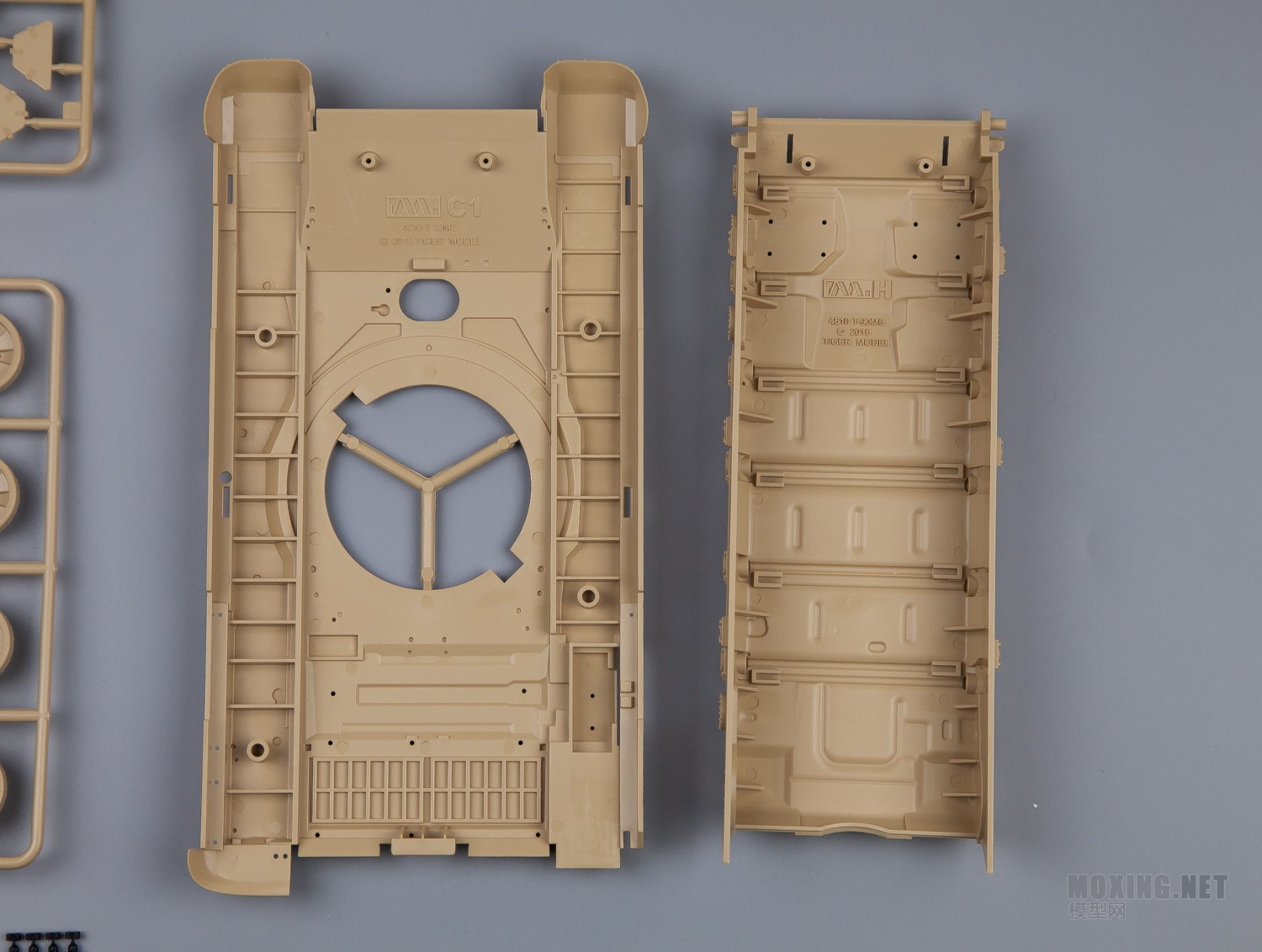 [ģ]TIGER-MODEL-1/35BMPT-72֧Ԯս(4611)