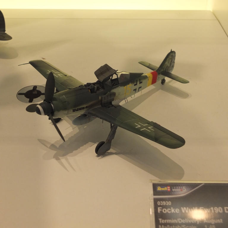 revell_31_of_44.jpg