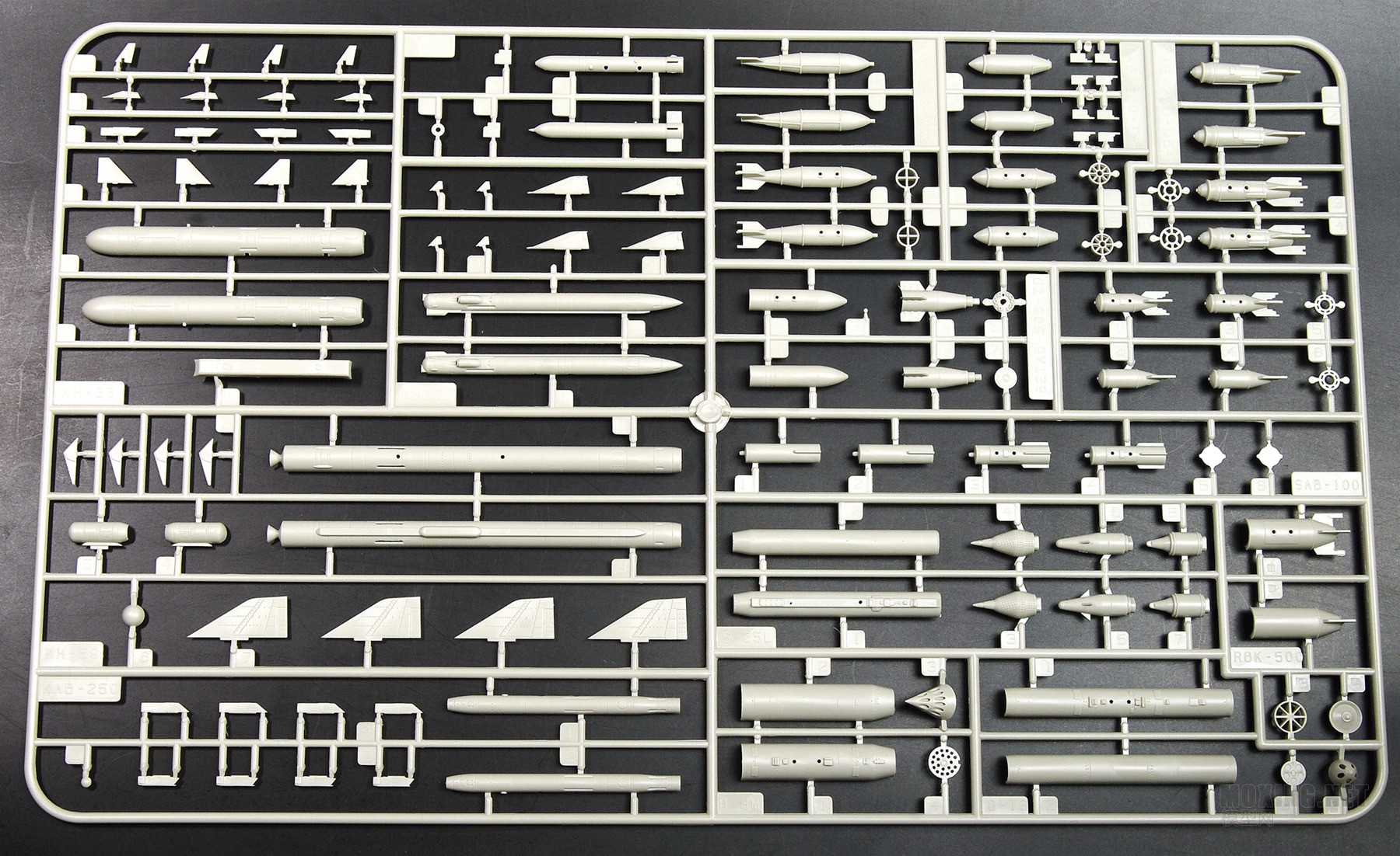 [ģ]Сӥ(KH80144)-1/48(SU)-17 M3/M4 װ佳 սը