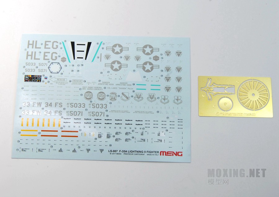 [ģԱ]MENG(LS-007) VS Сӥ(80103)-1/48F-35A