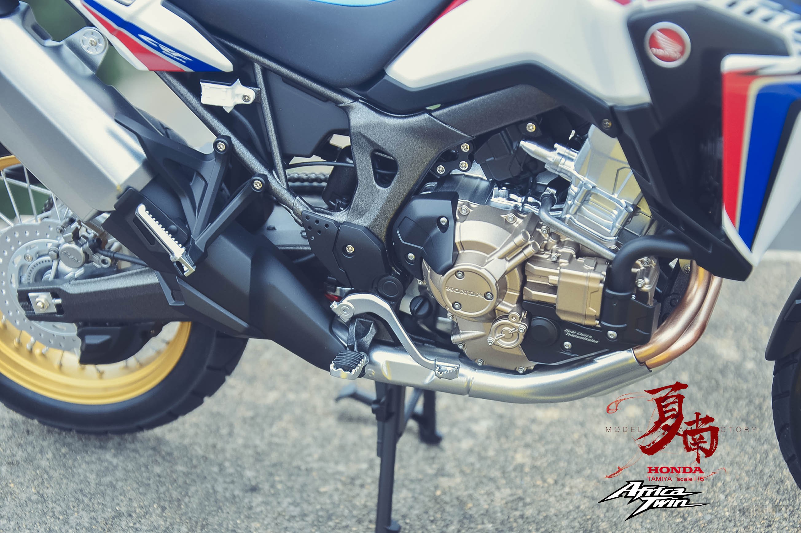 [ģ]﹬(16042)- 1/6/HONDA CRF1000L ˫ Ħ