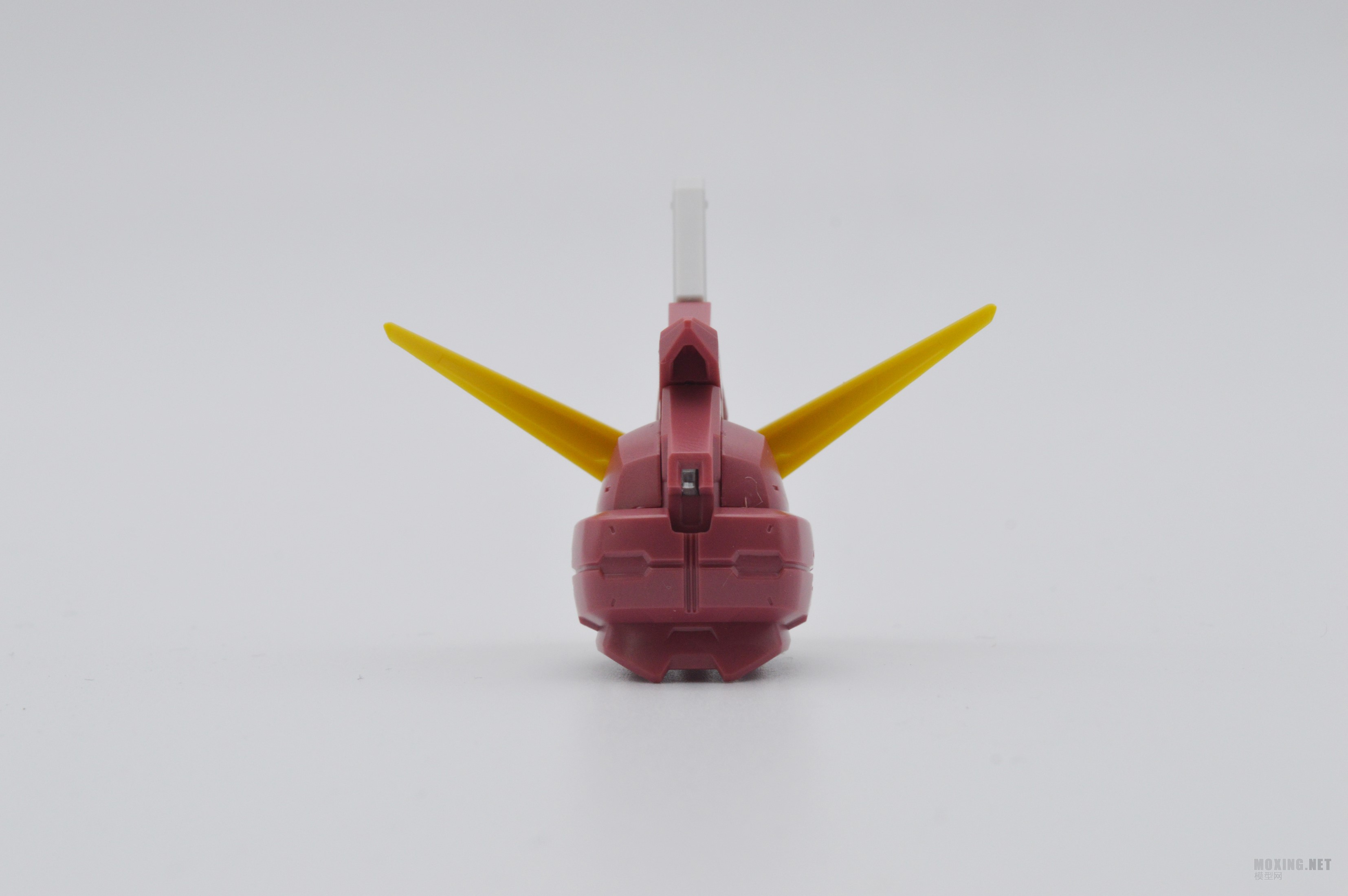 -1/100 MG ߴ(JUSTICE GUNDAM)