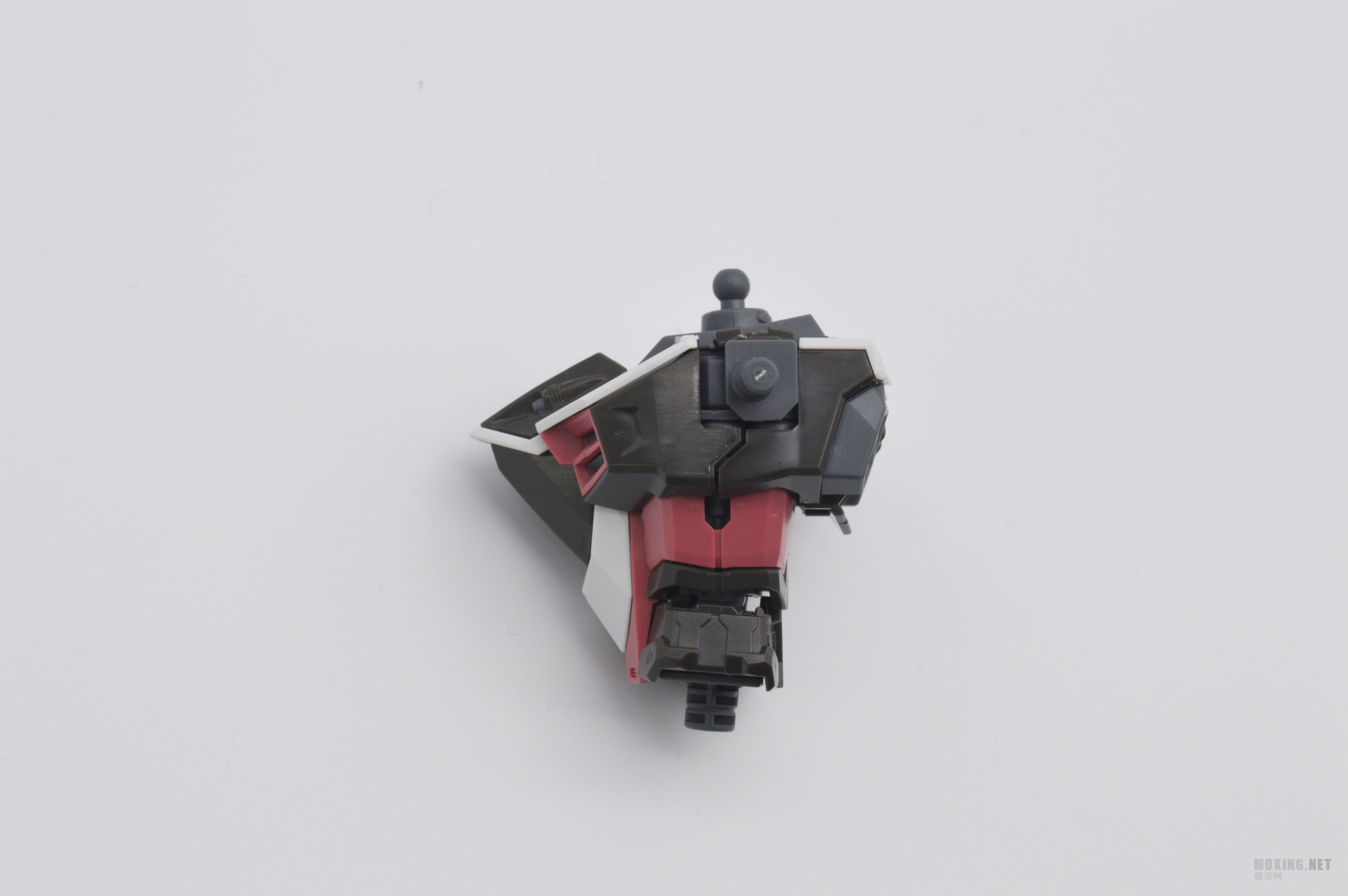 -1/100 MG ߴ(JUSTICE GUNDAM)