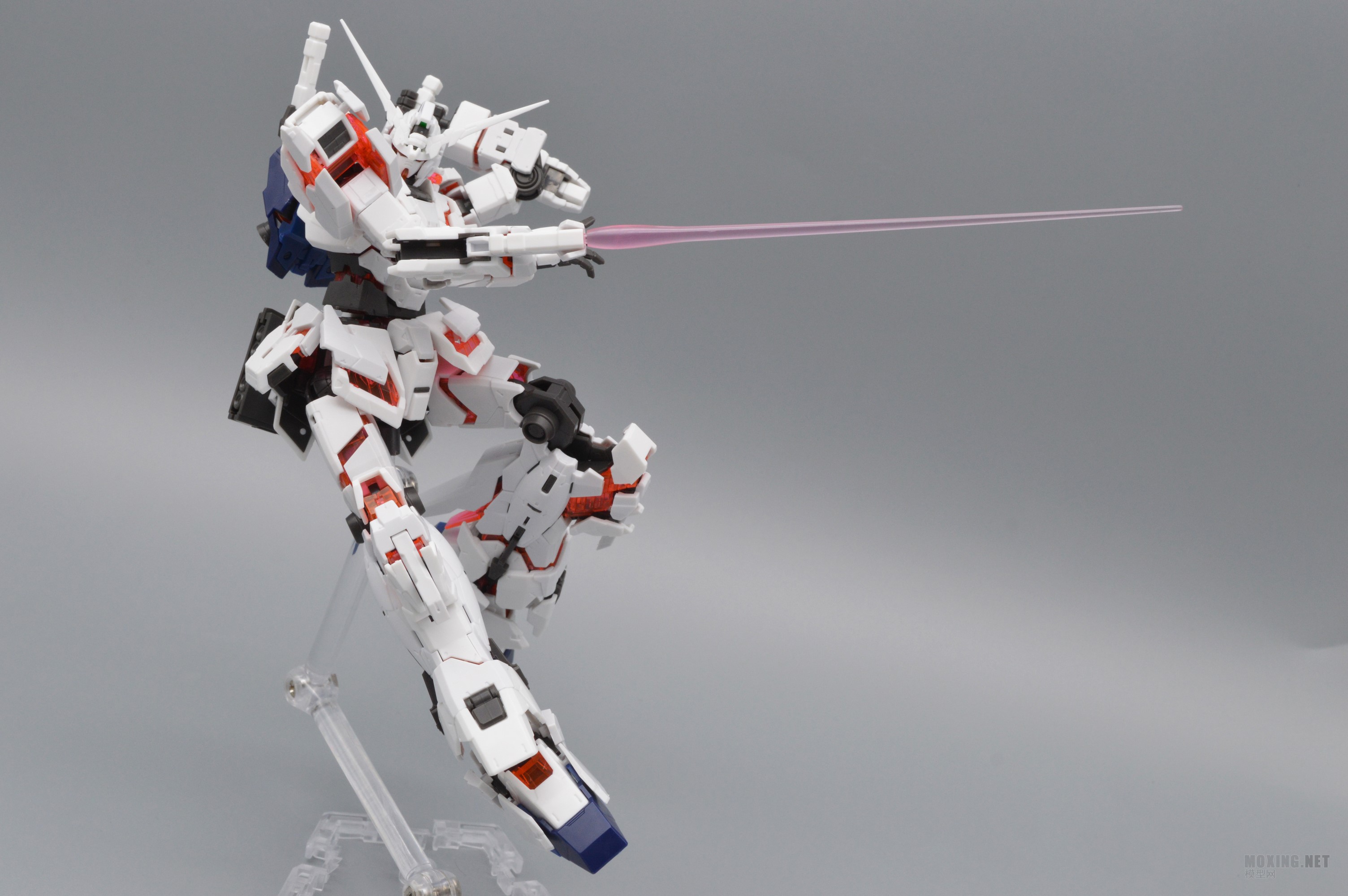 [ģ]-1/144 RG RX-0 ޸ߴ