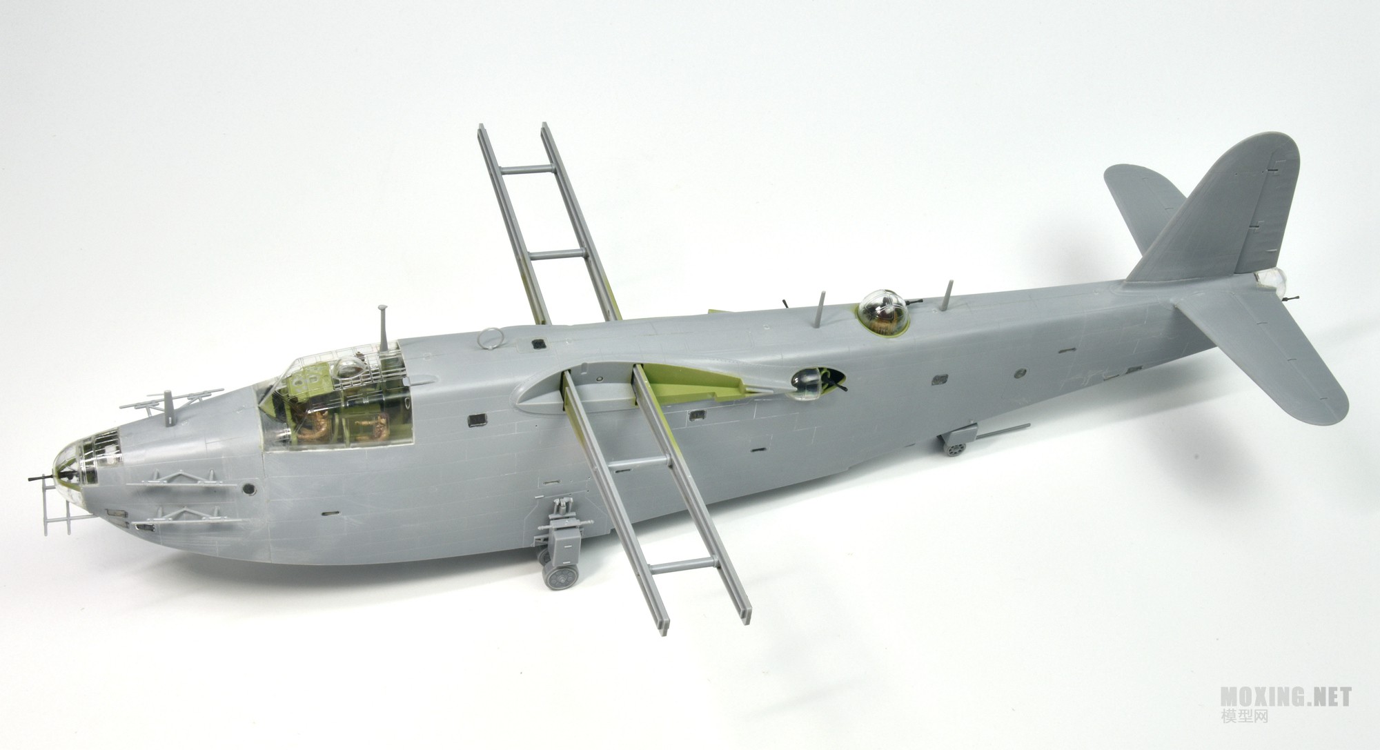 模型网评测]长谷川(01575)-1/72川西H8K2二式大型飞行艇一二型(初回限定 