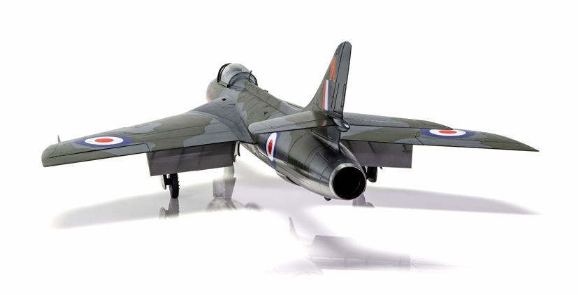 u_new_raf_hawker_hunter_f6_a09185_on_airfix_workbench_blog.jpg