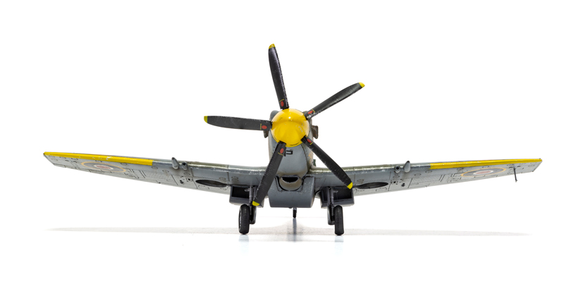 k_airfix_rolls_royce_griffon_powered_spitfire_mkxiv_a05135_build_images_on_the_a.jpg