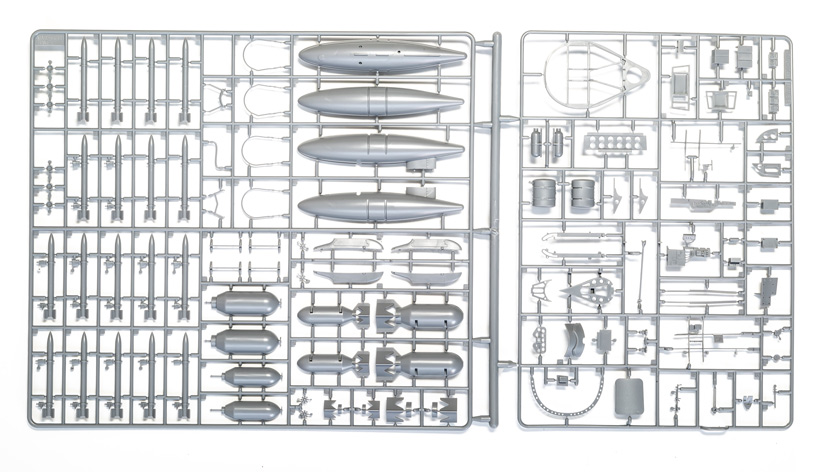 zm_exclusive_hellcat_parts_frames_on_the_100th_edition_of_the_airfix_workbench-blog.jpg