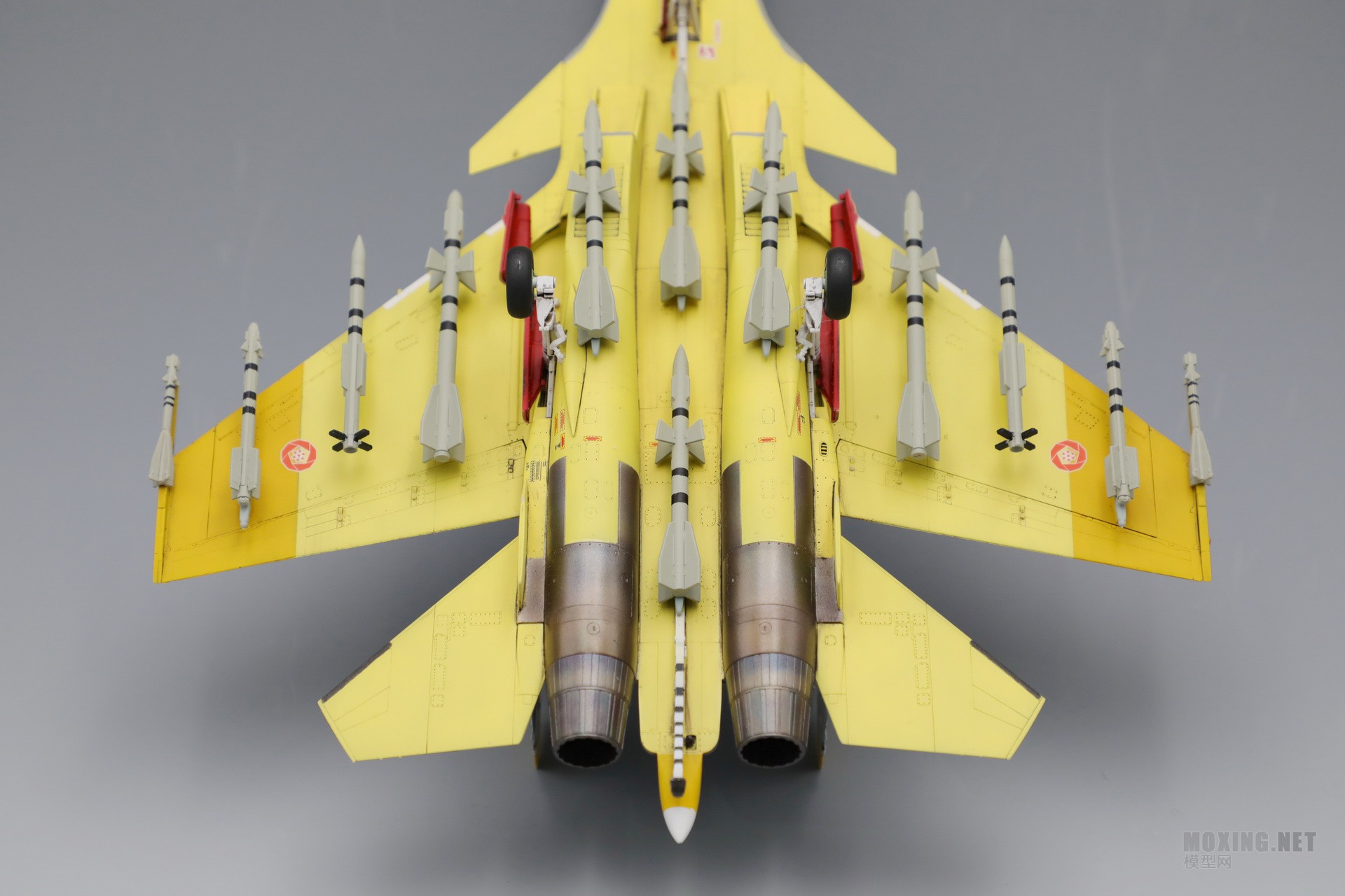 Su33-14.JPG