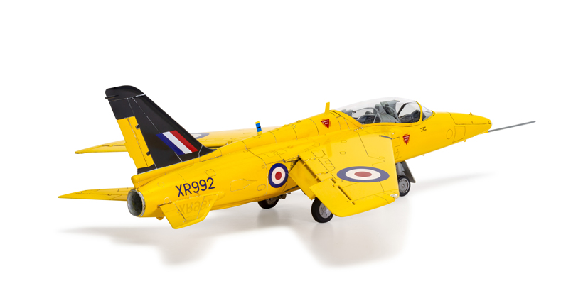 j_airfix_raf_folland_gnat_yellowjacks_display_a05123a_on_the_airfix_workbench_blog.jpg