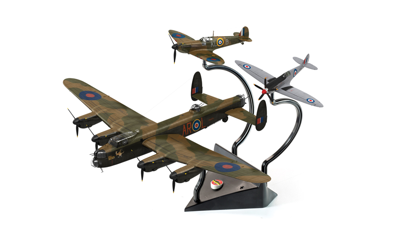 zb_new_airfix_battle_of_britain_memorial_flight_three_plane_model_kit_on_the_air.jpg