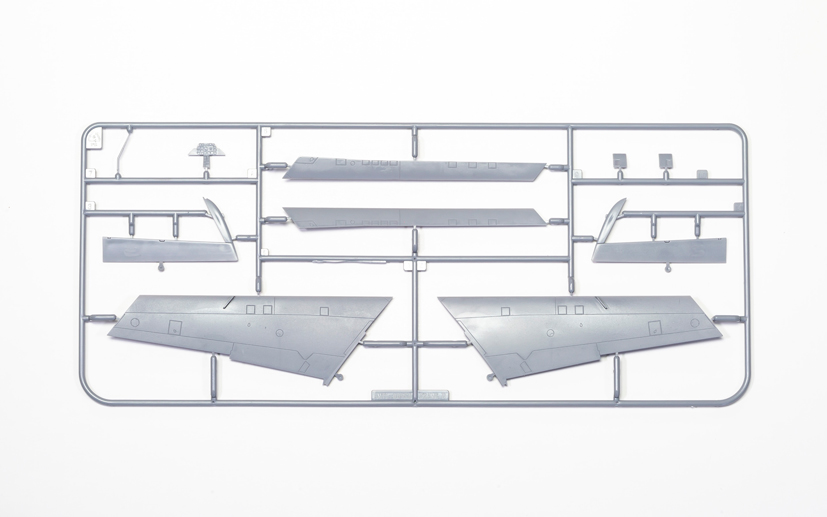 e_new_airfix_canadair_sabre_model_kit_test_frame_exclusive_edition_of_the_airfix.jpg