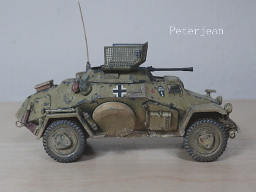 German Afrika Korps Sd.Kfz.222 (1/72 ICM)