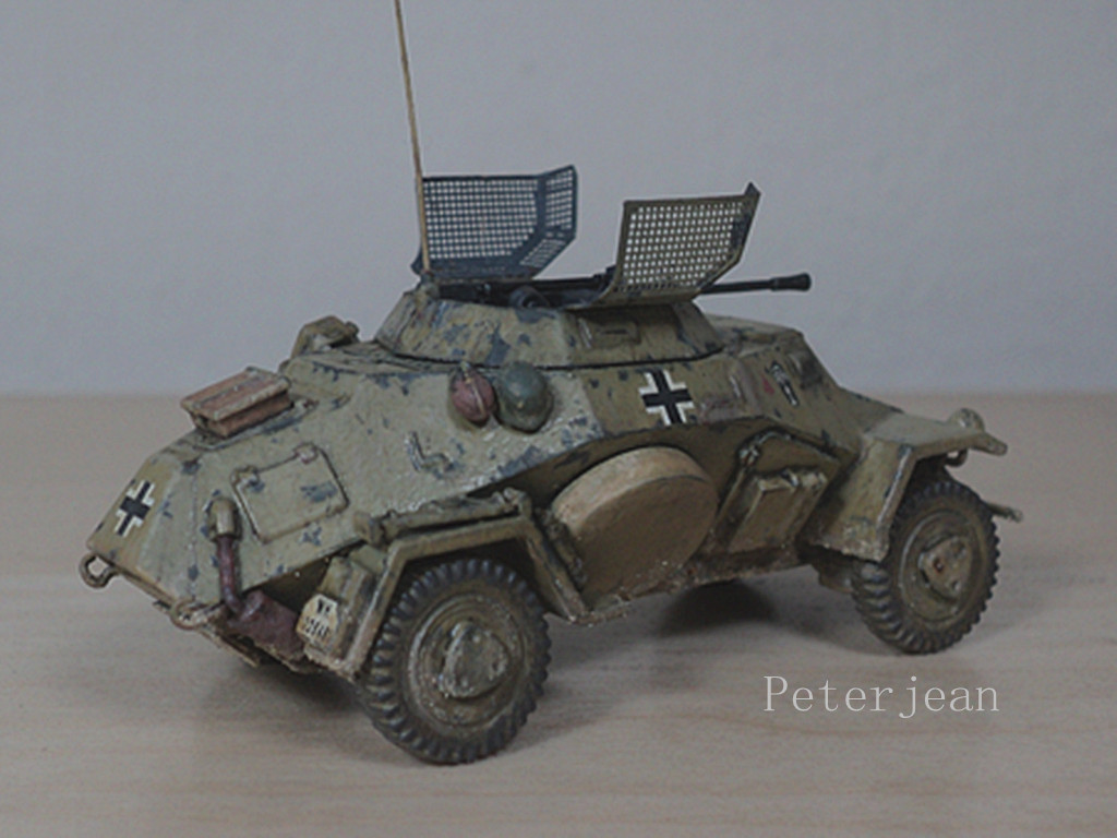 German Afrika Korps Sd.Kfz.222 (1/72 ICM)