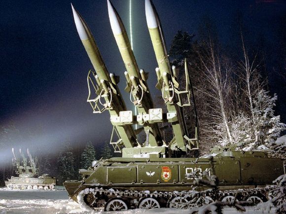 "红色毒牙"——前苏联"萨姆"-6型防空导弹(小号手1:35)